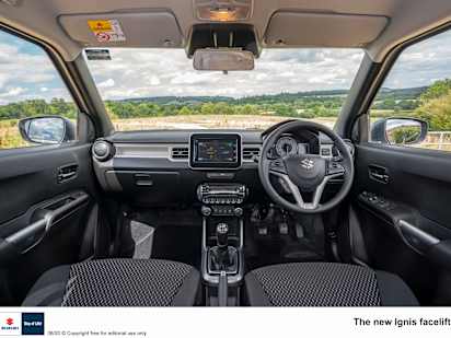 Suzuki ignis store hybrid 2020