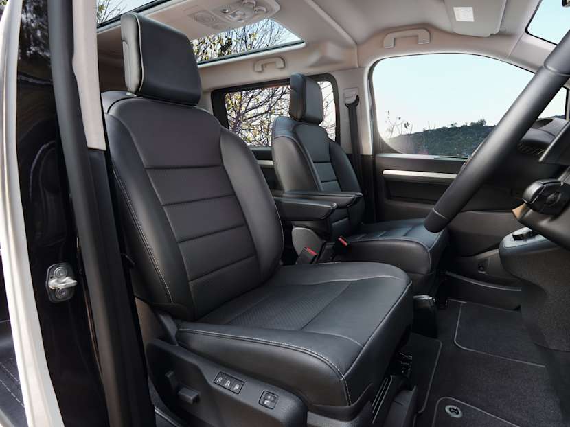 new vauxhall vivaro life vivaro e life smiths ilkeston