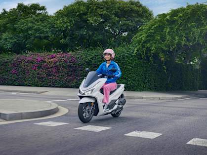 PCX 125 | Scooters | New Motorcycles | Norton Way Motorcycles