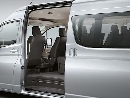 TOYOTA QUANTUM BUS REVIEW ARTICLE