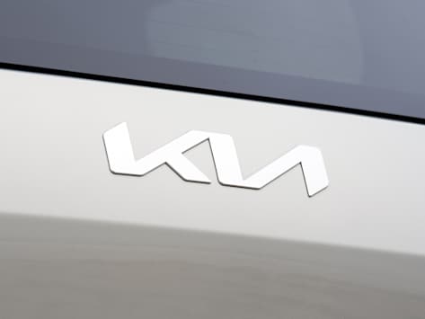 KIA wins big at business motoring awards