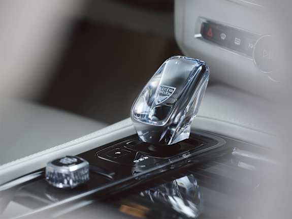 Volvo V60 - Interior Detail - Gear Shifter