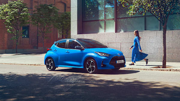 Self charging outlet yaris hybrid