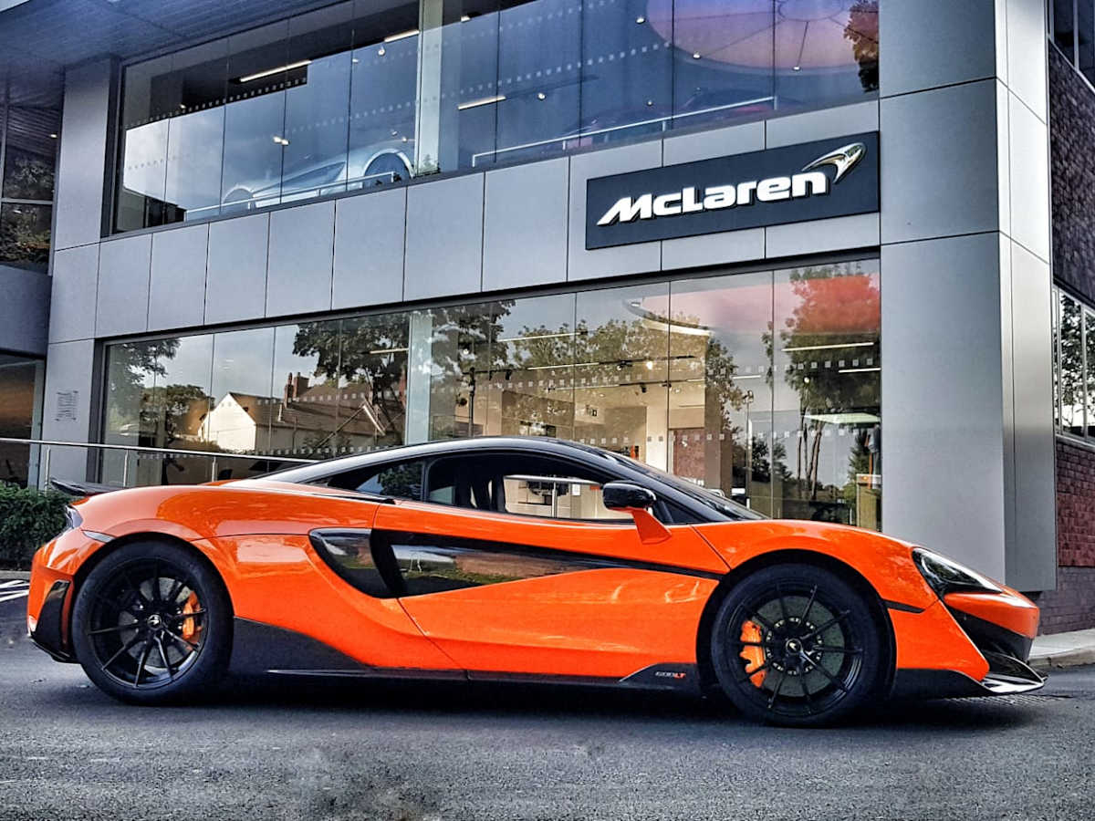 The New Mclaren 600lt Arrives At Mclaren Manchester Sytner