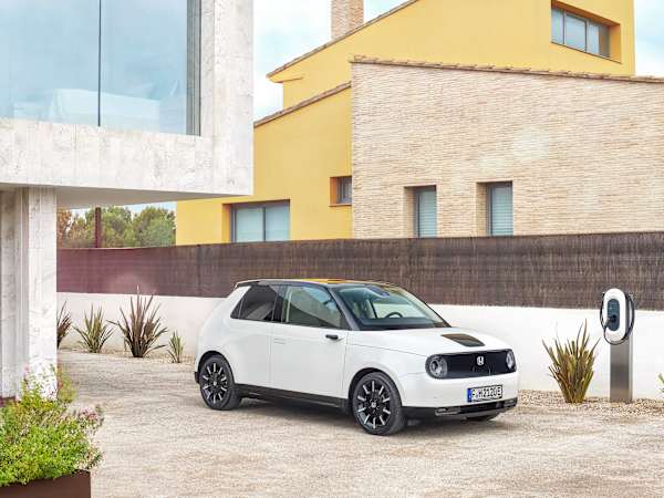 Honda e hatchback 100kw deals 36kwh 5dr auto