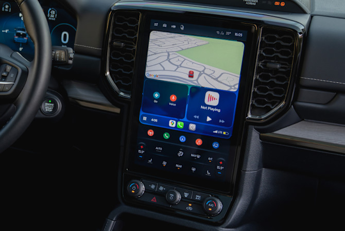 Apple CarPlay and Android Auto