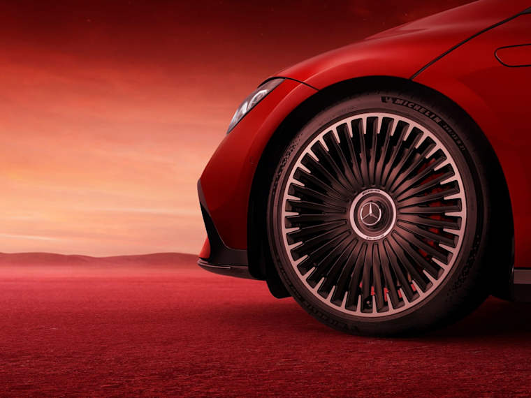 53,3 sm (21 düym) AMG çoxdilimli disklər