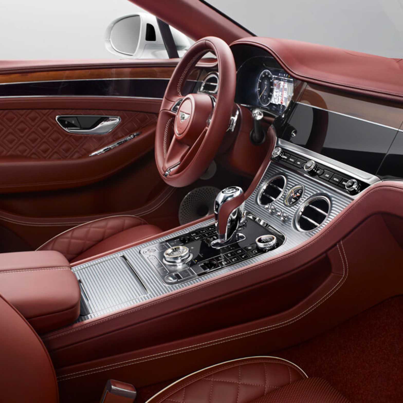 ساماكو السيارات بنتلي جدة الرياض والخبر Continental Gt Convertible W12