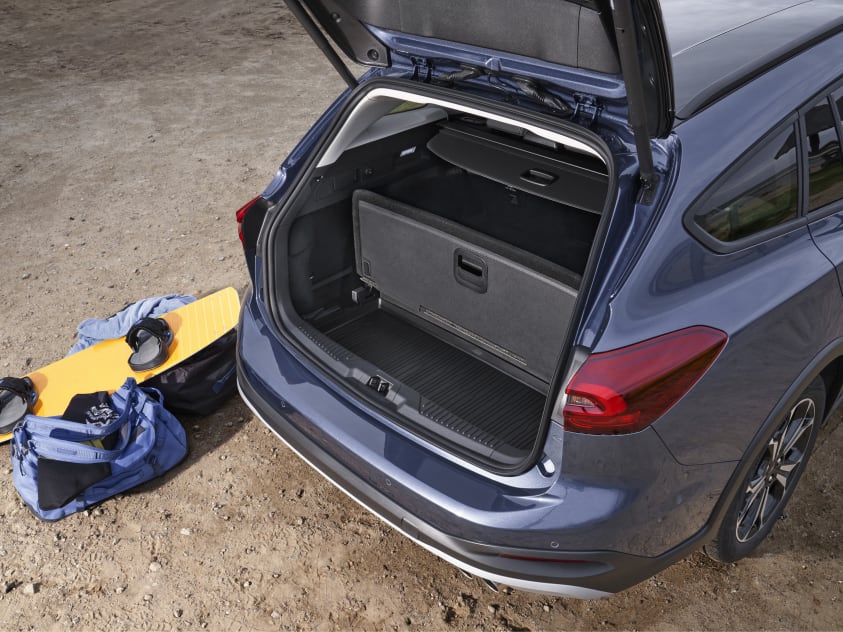New Ford Focus Active Loadspace