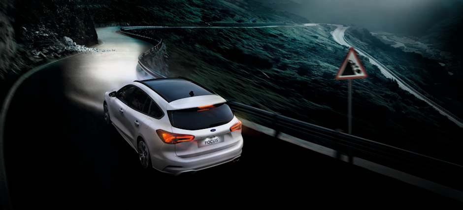 All New Ford Focus Has Lighting Technology To See Around Corners